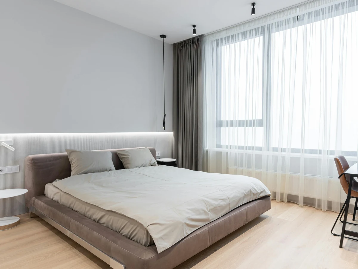 bedroom-painting-minimalist-bedroom-grey-godiva-decorators Minimalist grey bedroom painting in Binley property by Godiva Decorators