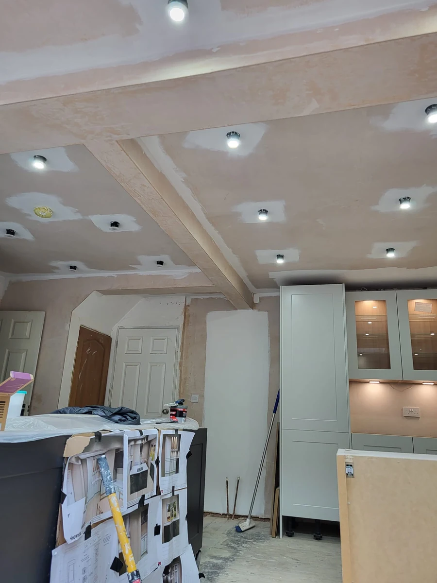 ceiling-prep-progress-coventry-godiva-decorators Ceiling and wall junction being filled and prepared in a Coventry new build