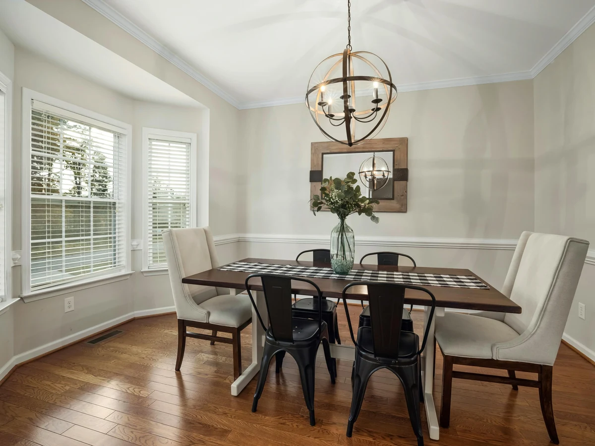 Neutral dining room painting in Whitnash home