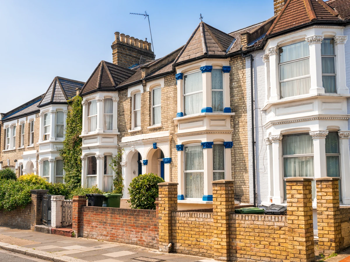Victorian terraced houses exterior painting in Earlsdon Coventry