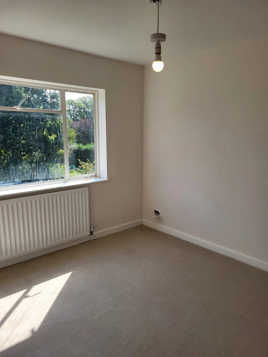 grey-bay-living-room-coventry-godiva-decorators Decorated living room in soft grey with a bay window in Coventry by Godiva Decorators (completed)