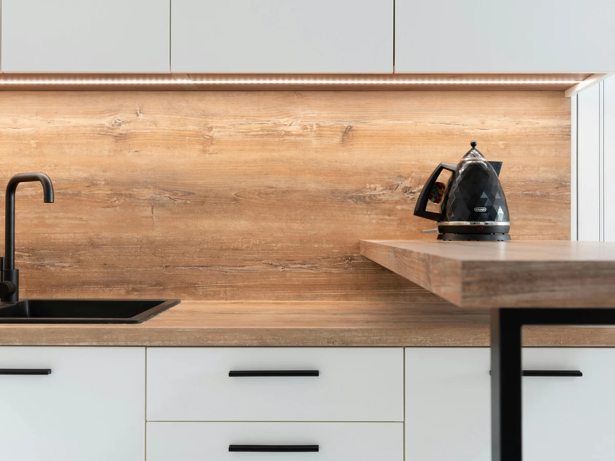 Open plan lounge painting in Finham Coventry detached property